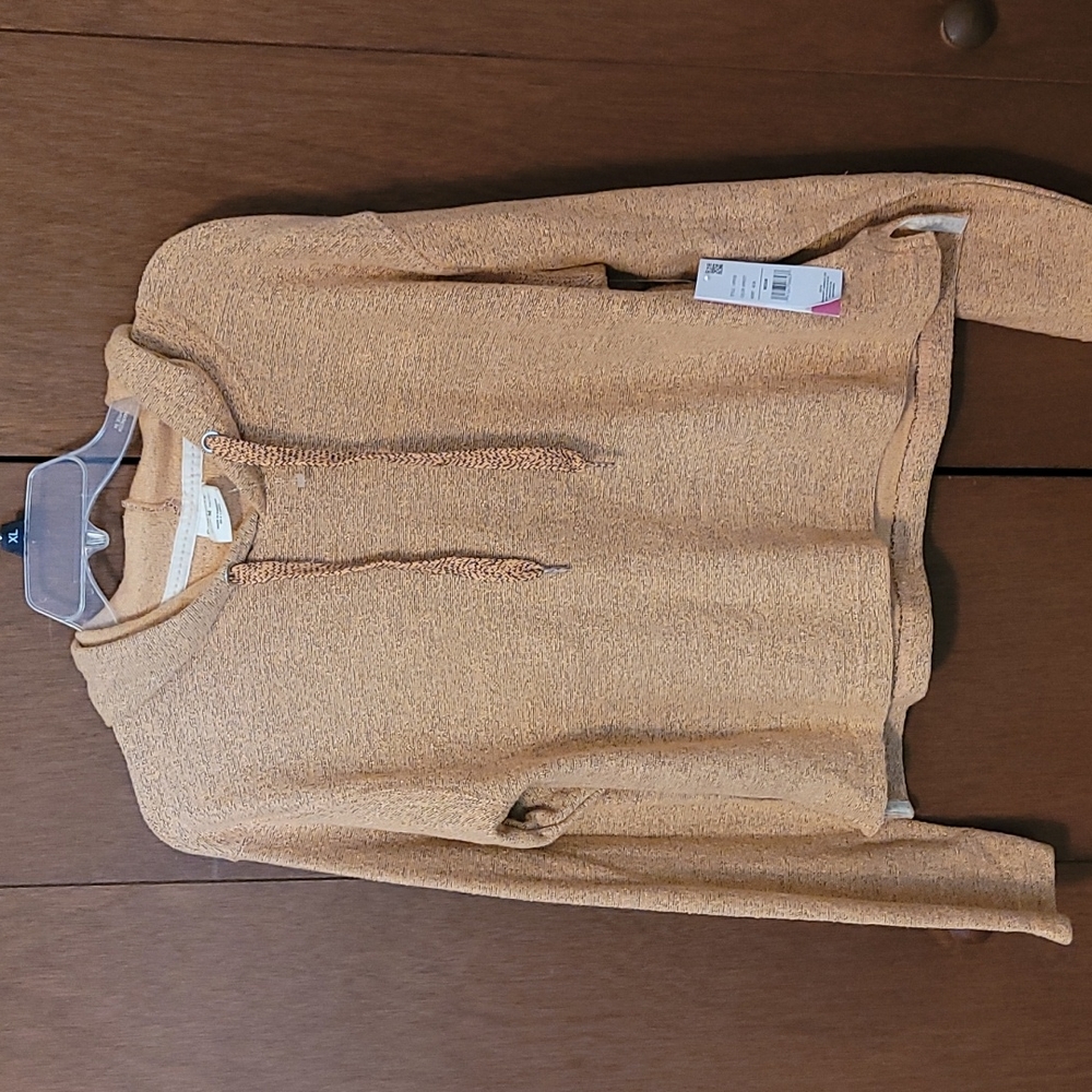 NWT Southern Spirit hooded sweater